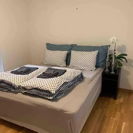 27 Operagata Apartment